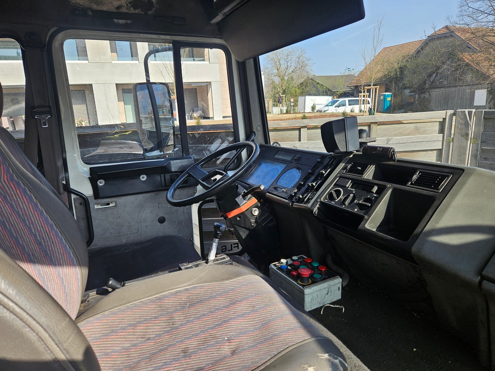 VOLVO FL6 15, Diesel, Occasion / Utilisé, Automatique - 6