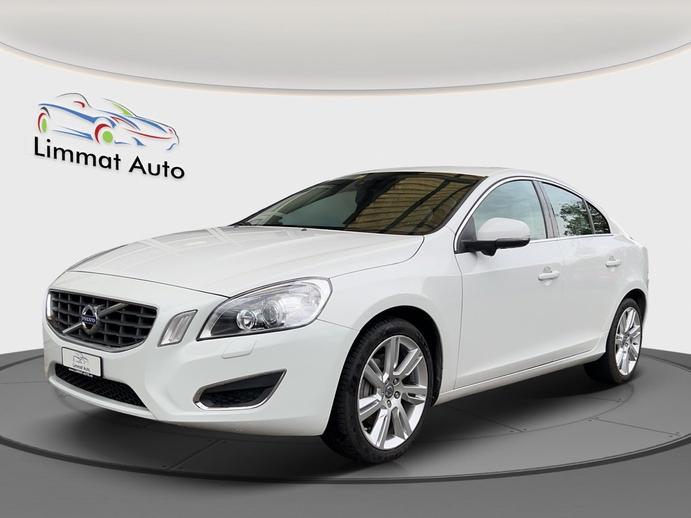 VOLVO S60 T6 AWD Kinetic Geartronic, Benzin, Occasion / Gebraucht, Automat