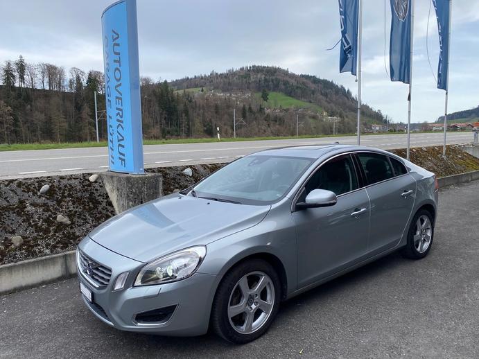 VOLVO S60 D5 AWD Summum Geartronic 4X4, Diesel, Occasioni / Usate, Automatico