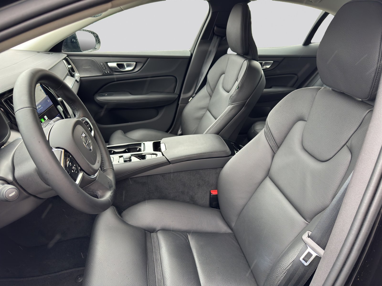 VOLVO S60 T8 e AWD Plug in Hybrid Ultimate Dark Geartronic, Plug-in-Hybrid Benzin/Elektro, Occasion / Gebraucht, Automatik - 6