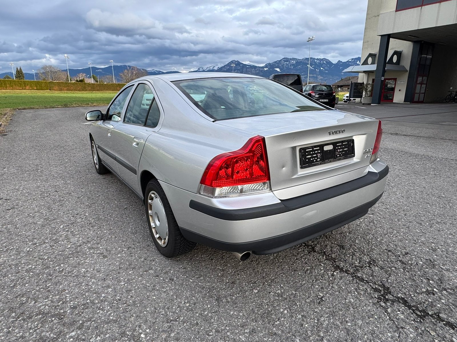 VOLVO S60 2.4T AWD, Benzin, Occasion / Gebraucht, Automatik - 3