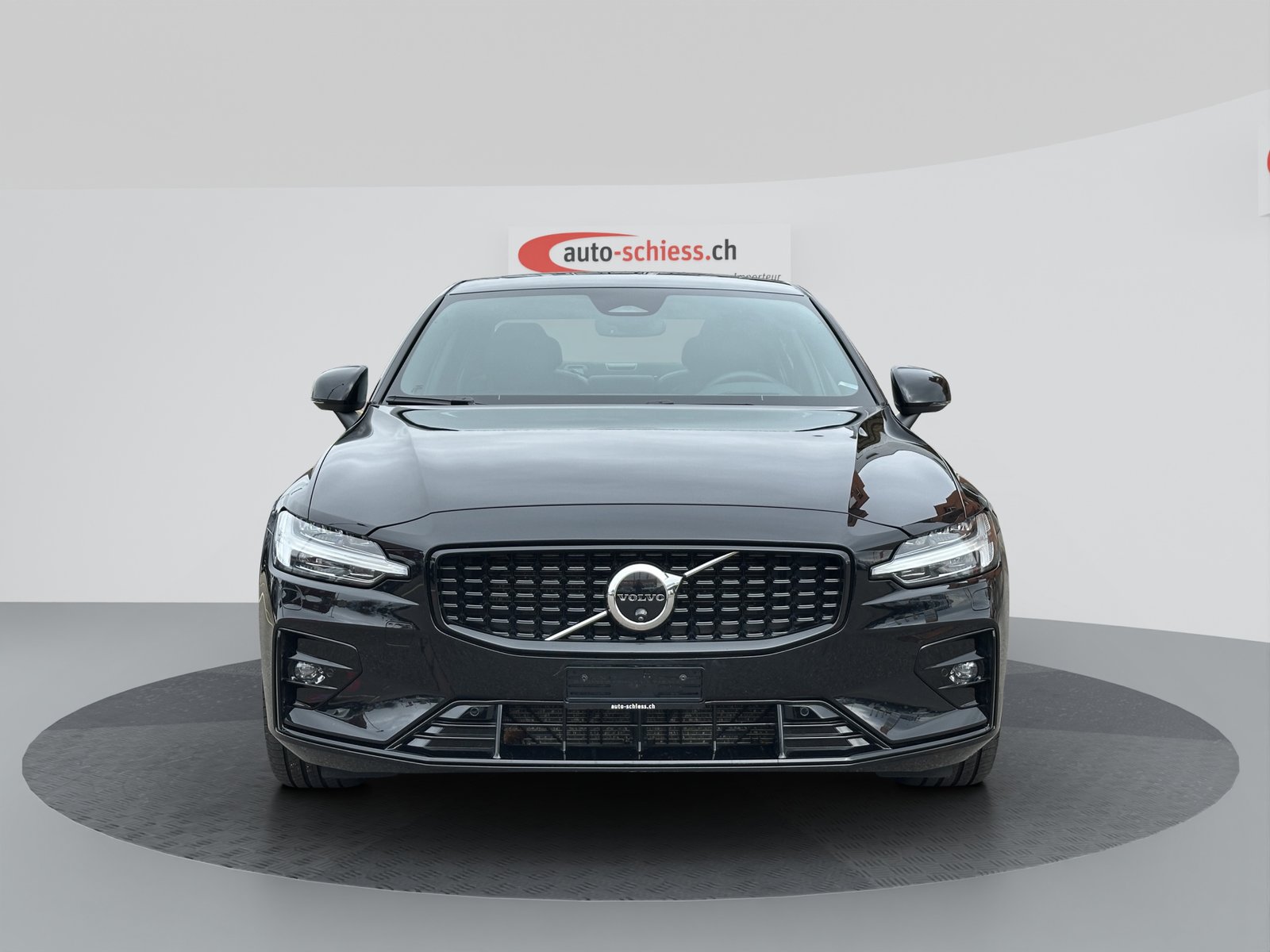 VOLVO S60 B5 AWD Benzin Mild Hybrid Ultimate Dark Geartronic, Mild-Hybrid Benzin/Elektro, Occasion / Gebraucht, Automatik - 2