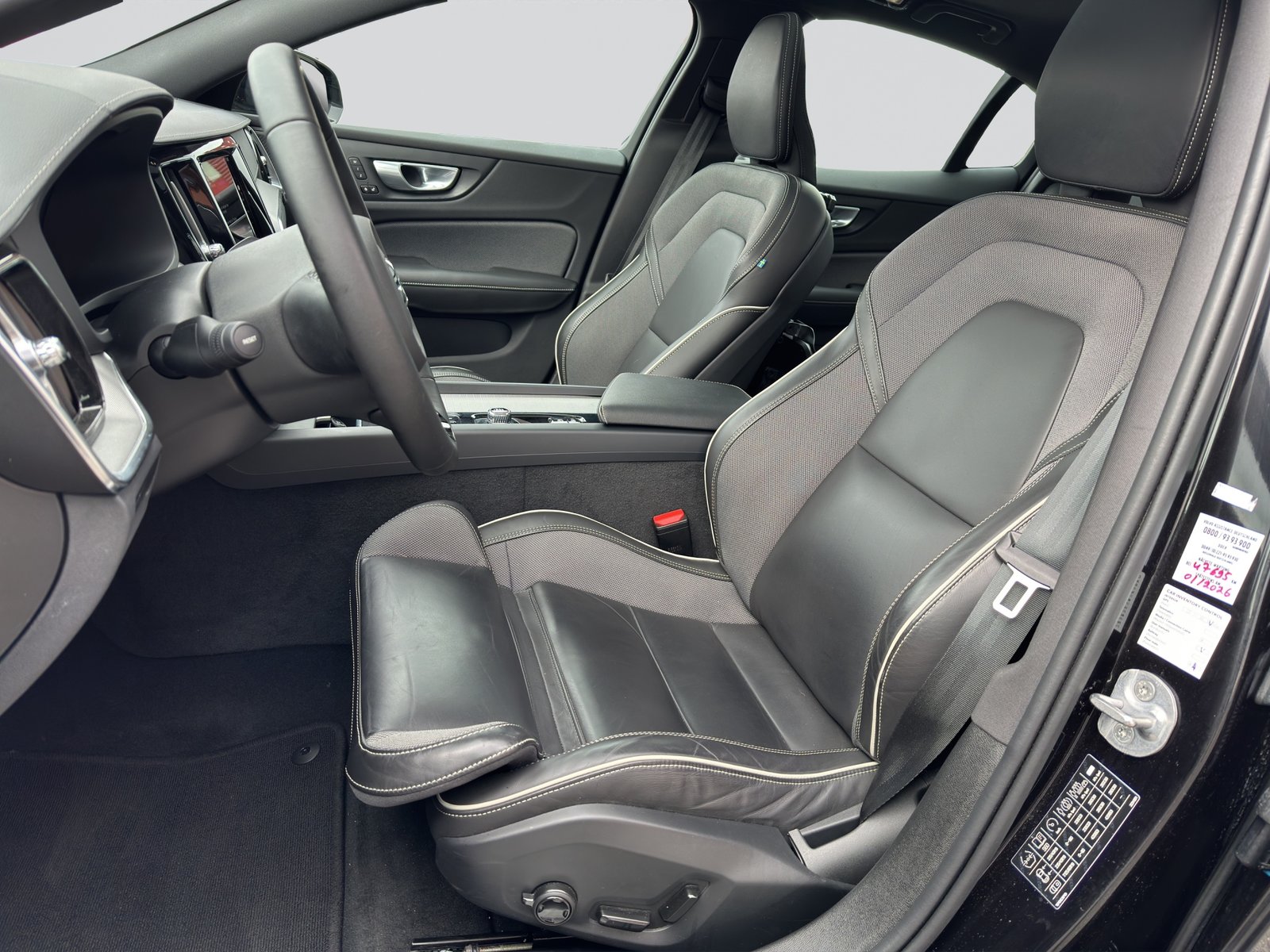 VOLVO S60 B5 AWD Benzin Mild Hybrid Ultimate Dark Geartronic, Mild-Hybrid Benzin/Elektro, Occasion / Gebraucht, Automatik - 6