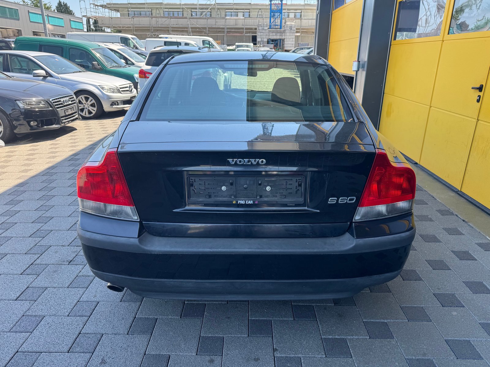 VOLVO S60 2.0T, Benzin, Occasion / Gebraucht, Automatik - 6