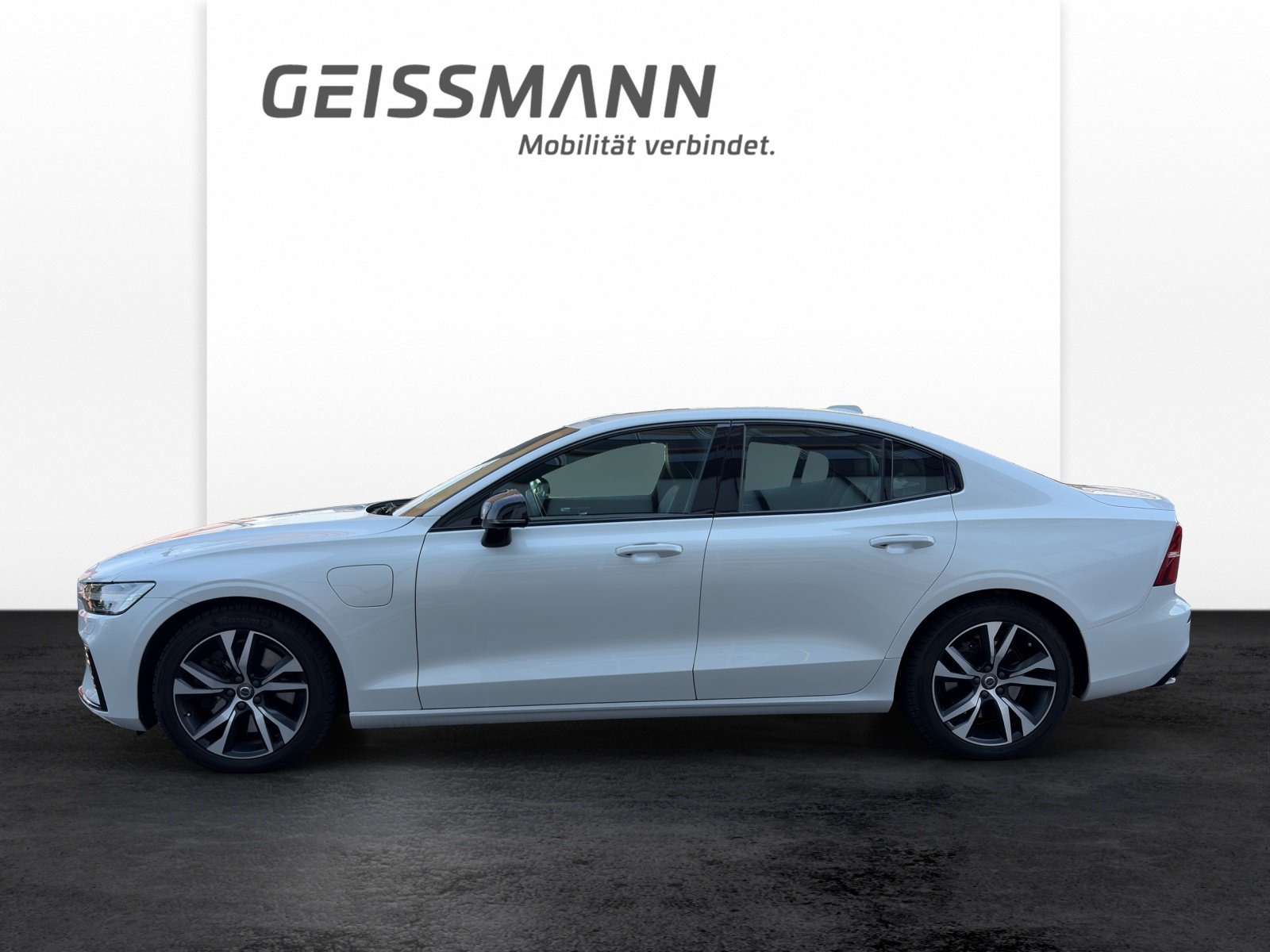 VOLVO S60 2.0 T8 TE R-Design eAWD, Hybride Rechargeable Essence/Électricité, Occasion / Utilisé, Automatique - 3