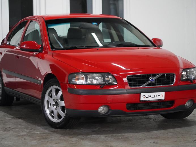 VOLVO S60 D5, Diesel, Occasion / Utilisé, Manuelle