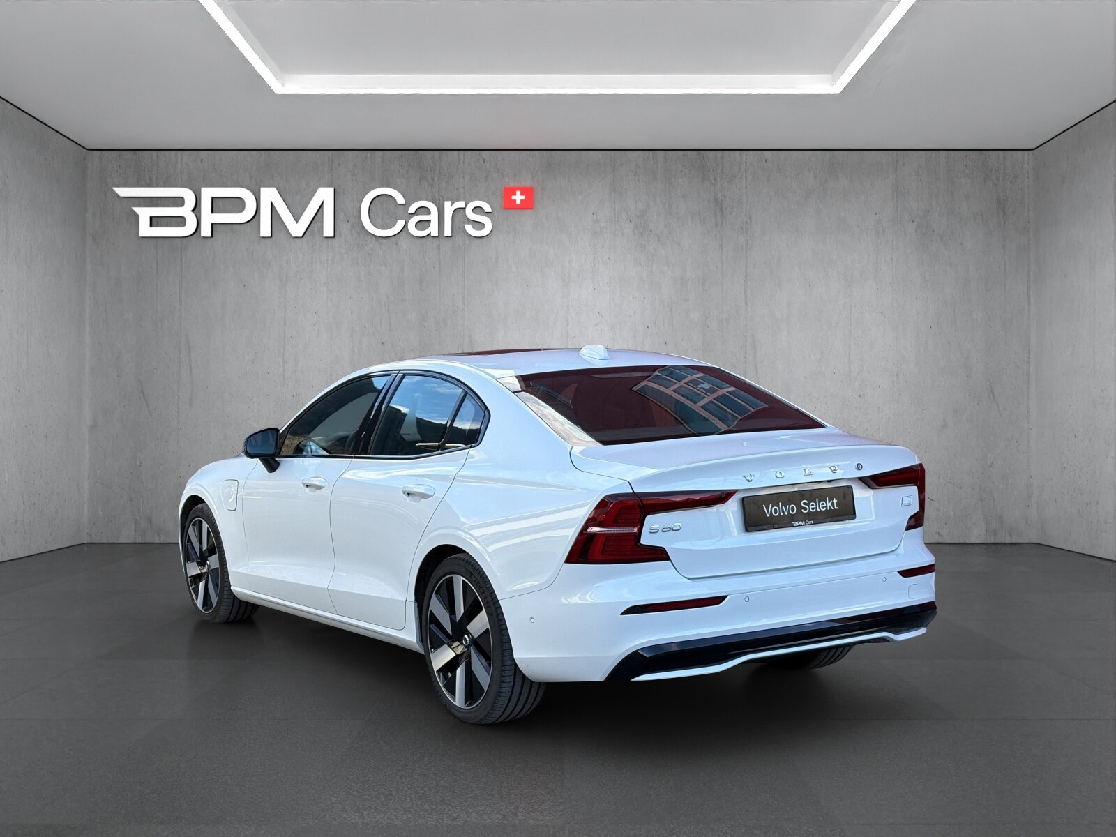 VOLVO S60 2.0 T8 TE Ultimate Dark eAWD, Plug-in-Hybrid Petrol/Electric, Second hand / Used, Automatic - 3