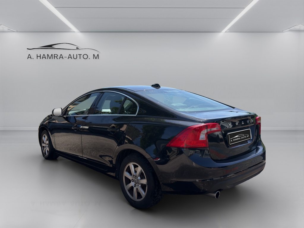 VOLVO S60 2.0 D3 Basis, Diesel, Occasion / Gebraucht, Handschaltung - 3