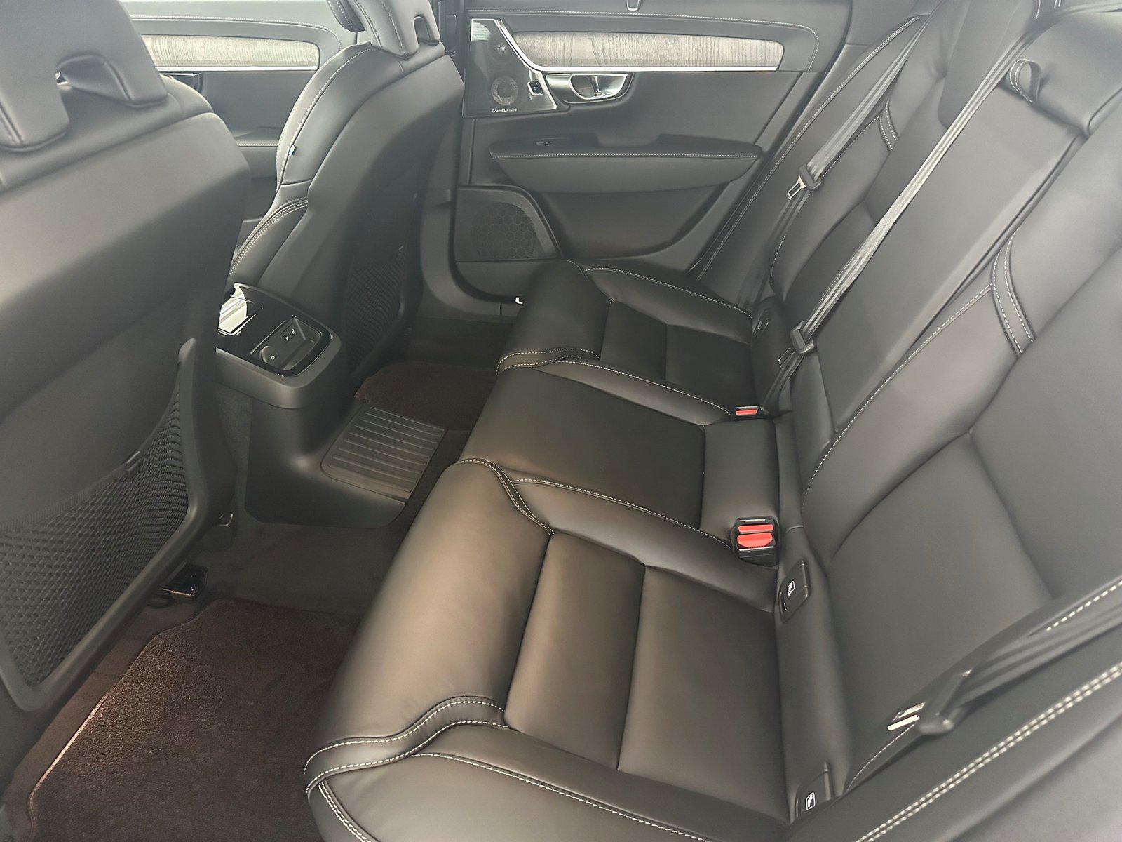 VOLVO S90 2.0 T8 TE Ultimate Dark eA, Voll-Hybrid Benzin/Elektro, Occasion / Gebraucht, Automatik - 6
