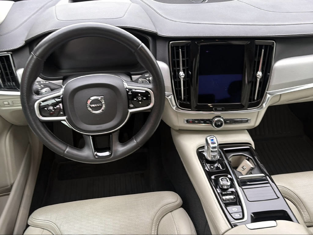 VOLVO S90 2.0 T8 TE Inscription AWD, Hybride Rechargeable Essence/Électricité, Occasion / Utilisé, Automatique - 7