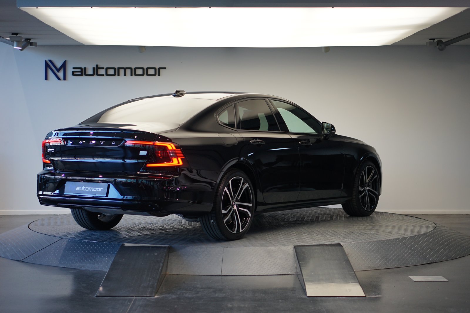 VOLVO S90 T8 eAWD Plug in Hybrid Plus Dark Geartronic, Hybride Rechargeable Essence/Électricité, Occasion / Utilisé, Automatique - 5