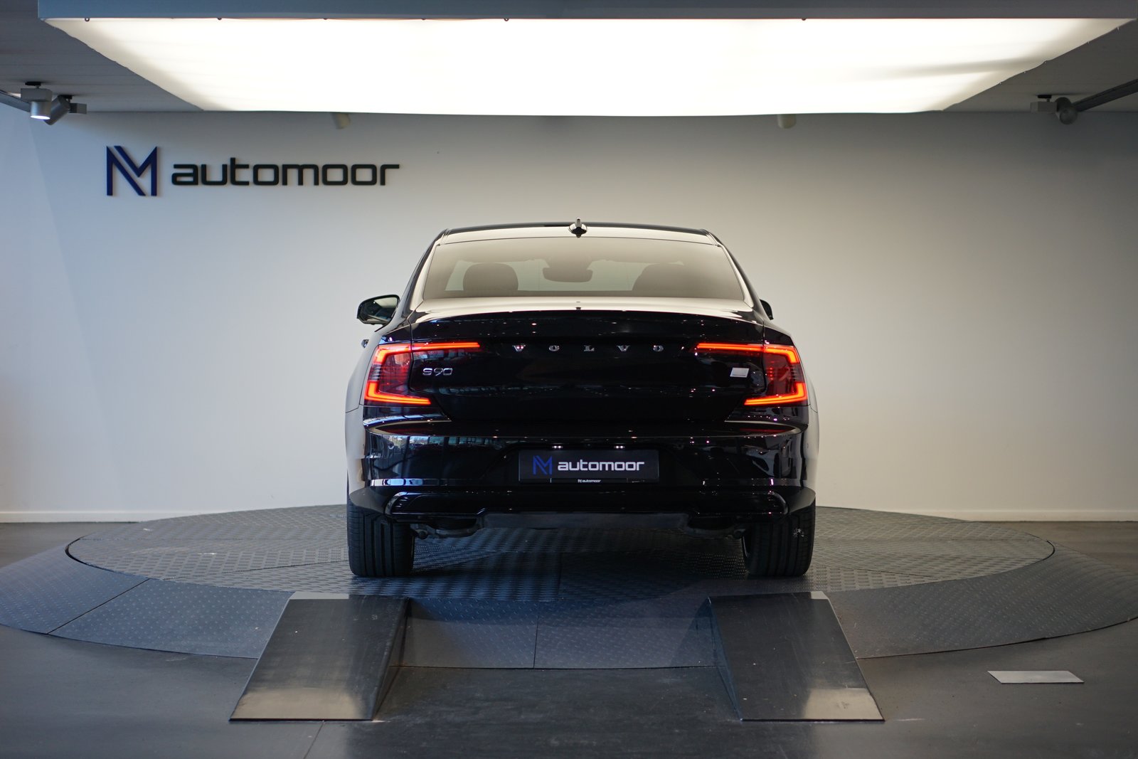 VOLVO S90 T8 eAWD Plug in Hybrid Plus Dark Geartronic, Hybride Rechargeable Essence/Électricité, Occasion / Utilisé, Automatique - 6