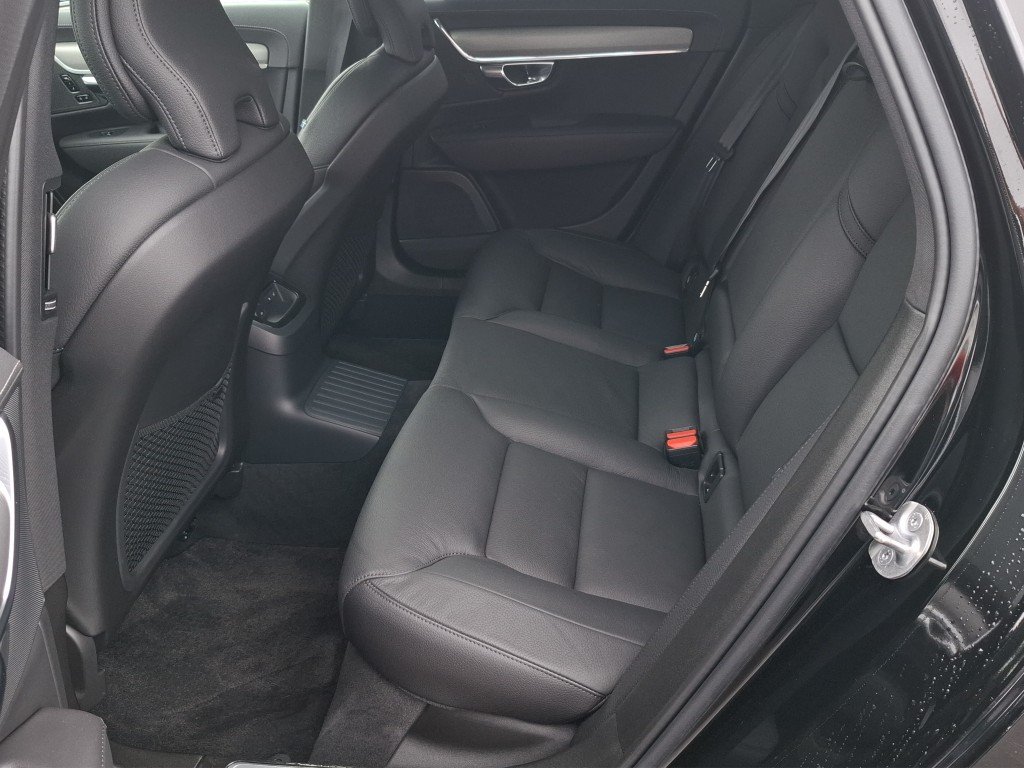 VOLVO S90 2.0 T8 TE Ultimate Dark eAWD, Plug-in-Hybrid Petrol/Electric, Second hand / Used, Automatic - 5