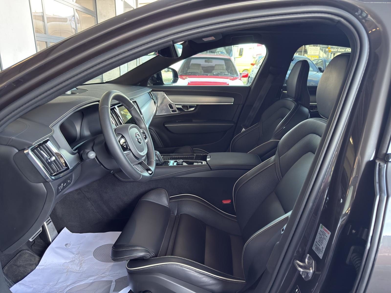 VOLVO S90 2.0 T8 TE R-Design eAWD, Hybride Rechargeable Essence/Électricité, Occasion / Utilisé, Automatique - 5