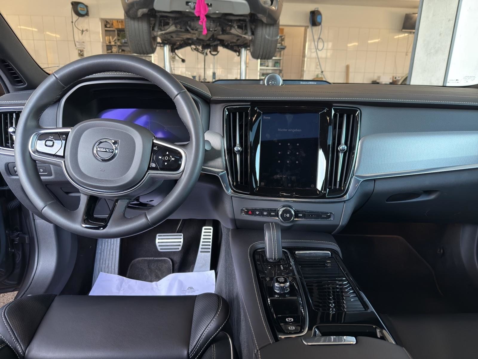 VOLVO S90 2.0 T8 TE R-Design eAWD, Hybride Rechargeable Essence/Électricité, Occasion / Utilisé, Automatique - 6