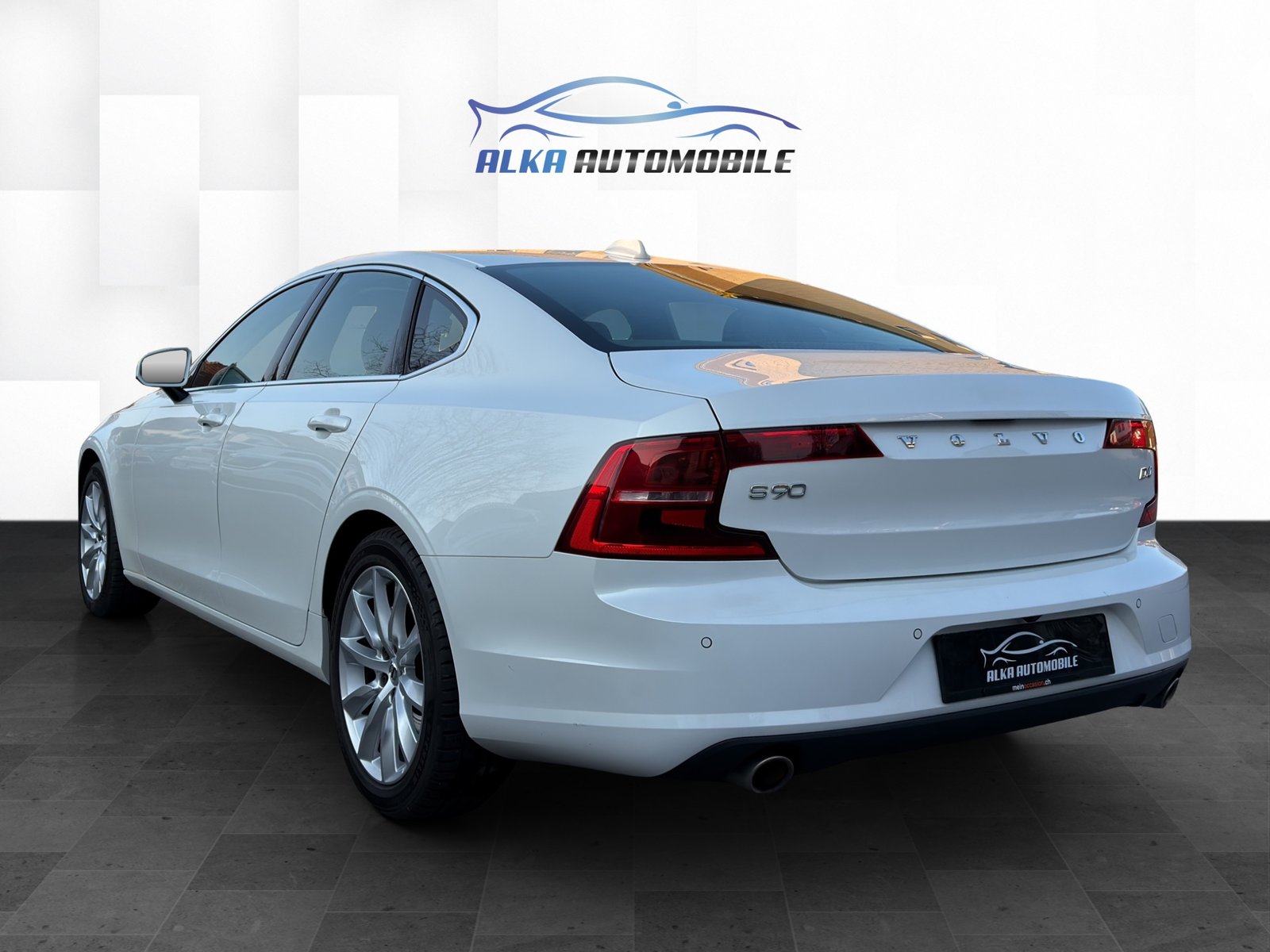 VOLVO S90 D4 Momentum Geartronic, Diesel, Occasioni / Usate, Automatico - 4
