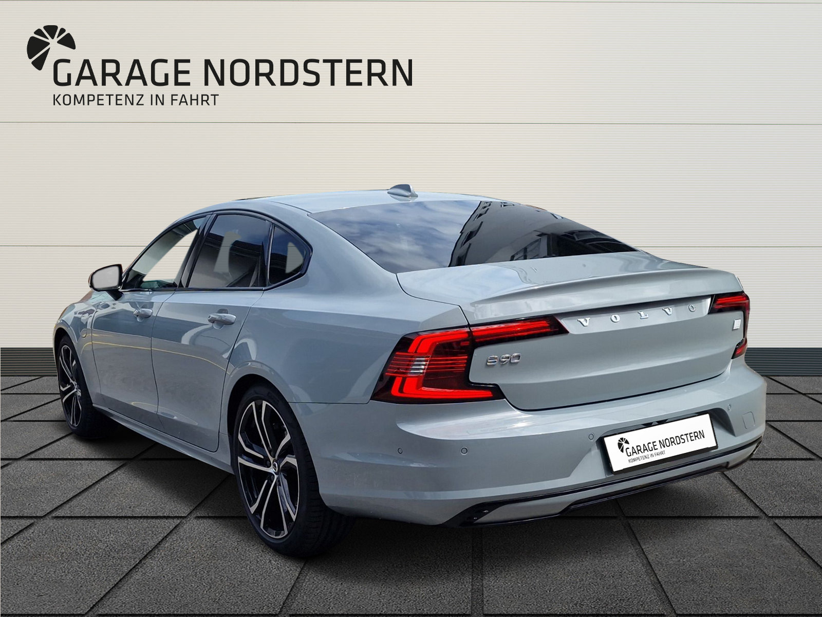 VOLVO S90 2.0 T8 TE Ultimate Dark eAWD, Plug-in-Hybrid Benzin/Elektro, Occasion / Gebraucht, Automatik - 3