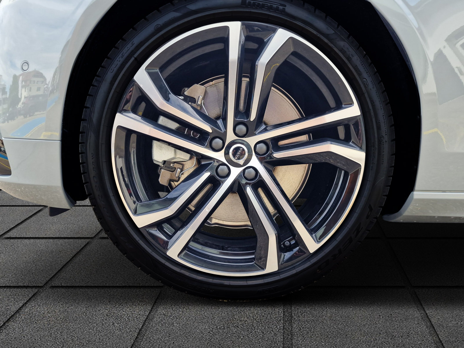 VOLVO S90 2.0 T8 TE Ultimate Dark eAWD, Plug-in-Hybrid Benzin/Elektro, Occasion / Gebraucht, Automatik - 5