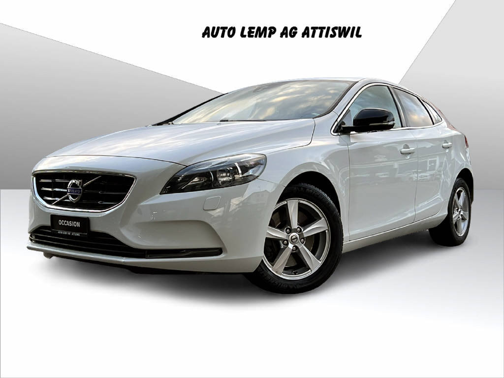 VOLVO V40 2.0 D3 Momentum S/S