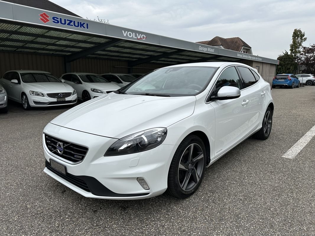 VOLVO V40 2.0 D3 Summum R-Design S/S