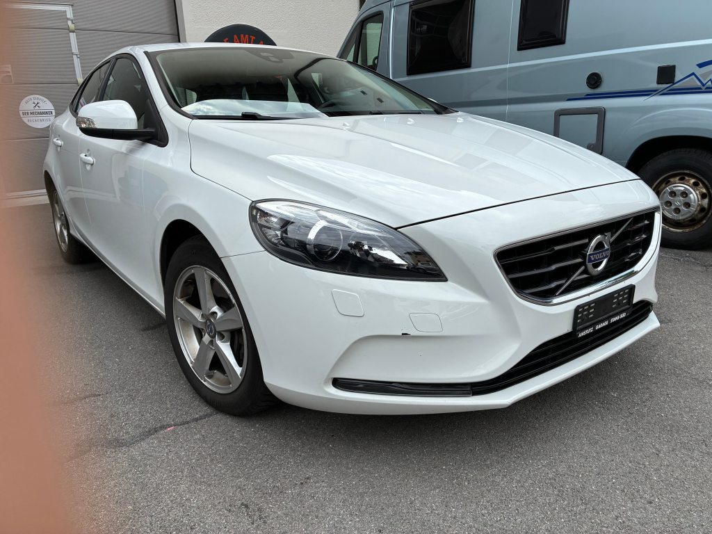 VOLVO V40 2.0 D3 Summum S/S, Diesel, Occasioni / Usate, Automatico - 2