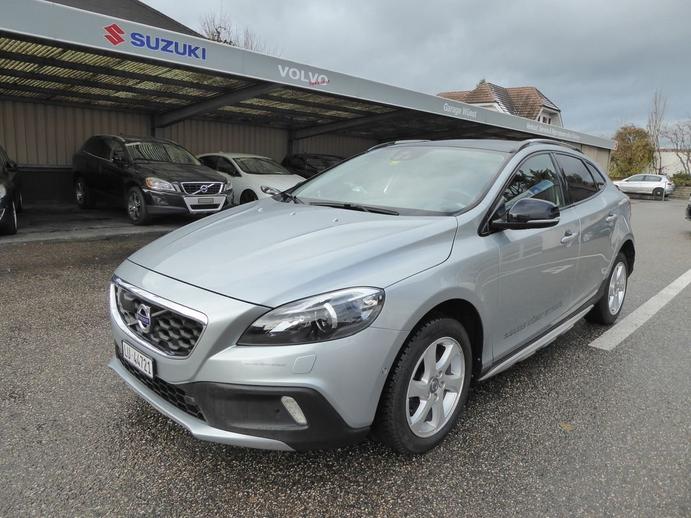 VOLVO V40 CC 1.6 D2 Summum S/S, Diesel, Second hand / Used, Manual