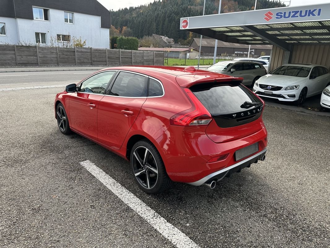 VOLVO V40 2.0 D4 Kinetic R-Design S/S, Diesel, Occasion / Utilisé, Automatique - 5
