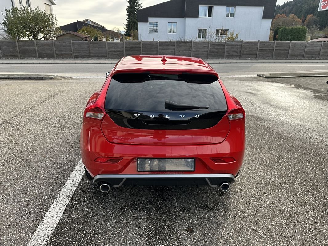 VOLVO V40 2.0 D4 Kinetic R-Design S/S, Diesel, Occasion / Utilisé, Automatique - 6