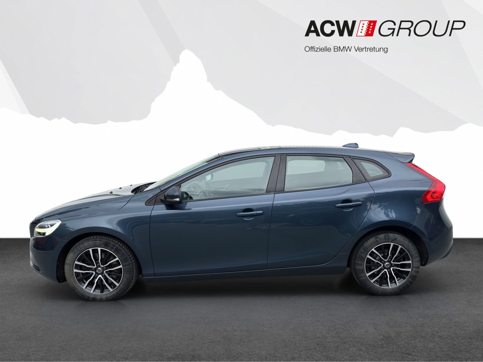 VOLVO V40 2.0 D3 Momentum S/S, Diesel, Occasion / Utilisé, Automatique - 2