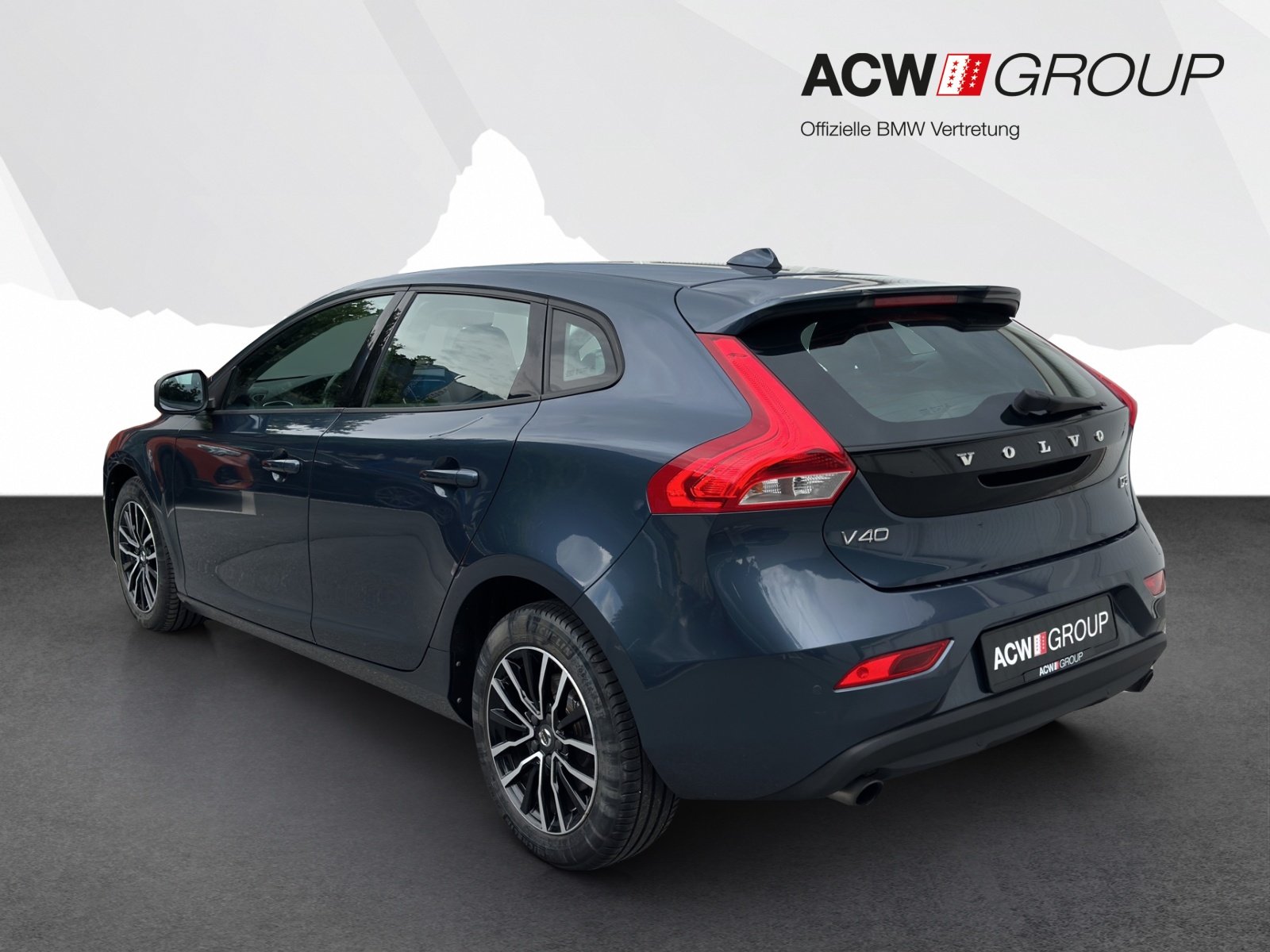 VOLVO V40 2.0 D3 Momentum S/S, Diesel, Occasion / Utilisé, Automatique - 3