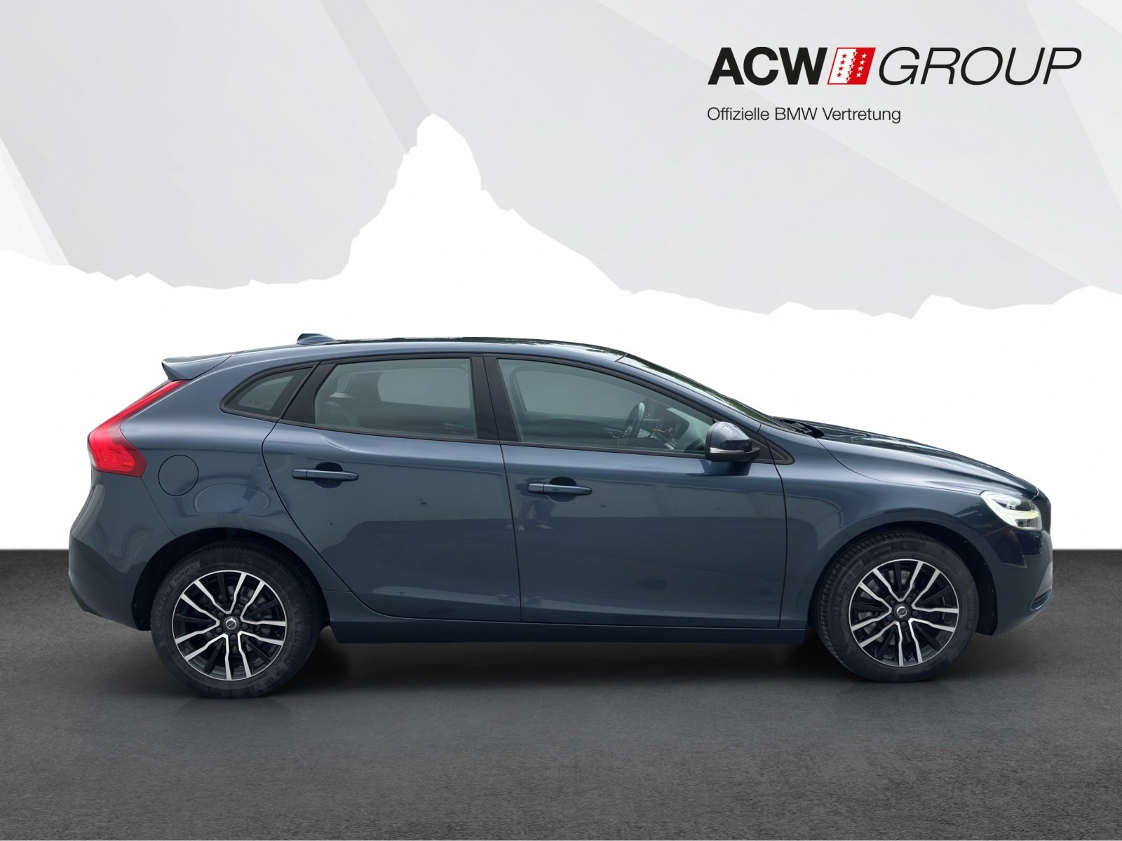 VOLVO V40 2.0 D3 Momentum S/S, Diesel, Occasion / Utilisé, Automatique - 6
