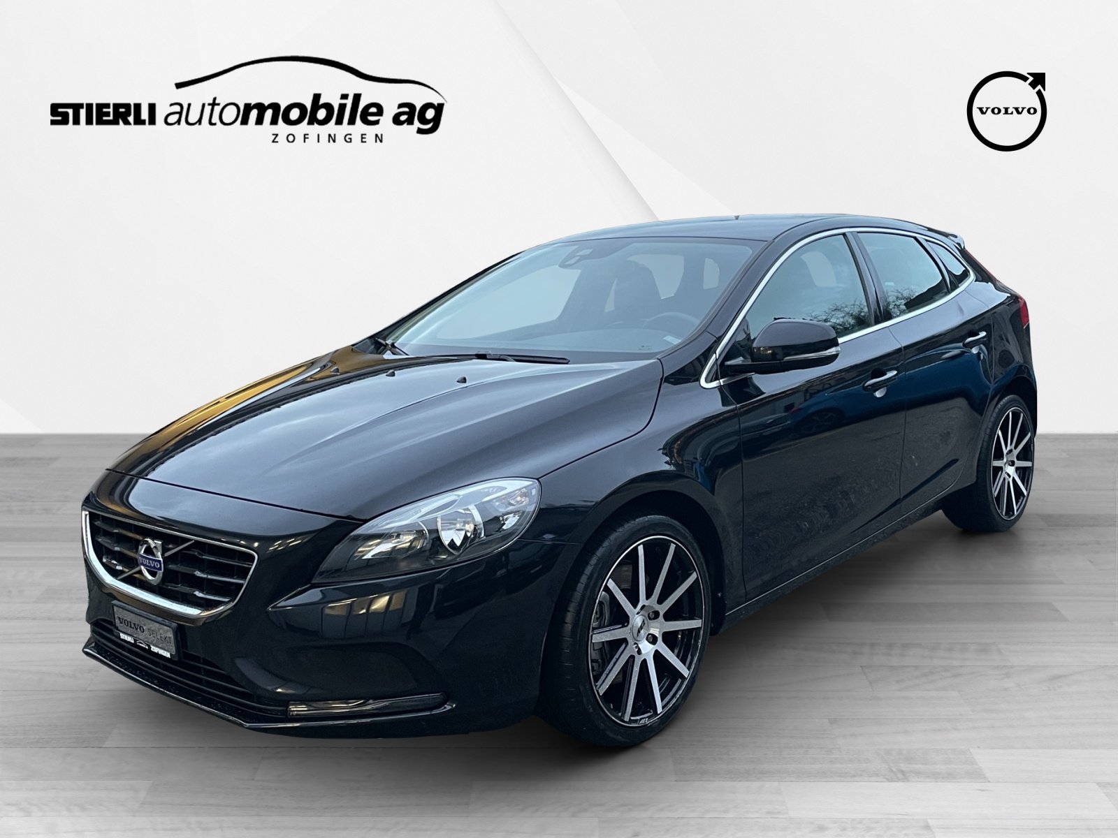 VOLVO V40 2.0 D3 Momentum S/S, Diesel, Occasion / Gebraucht, Automat