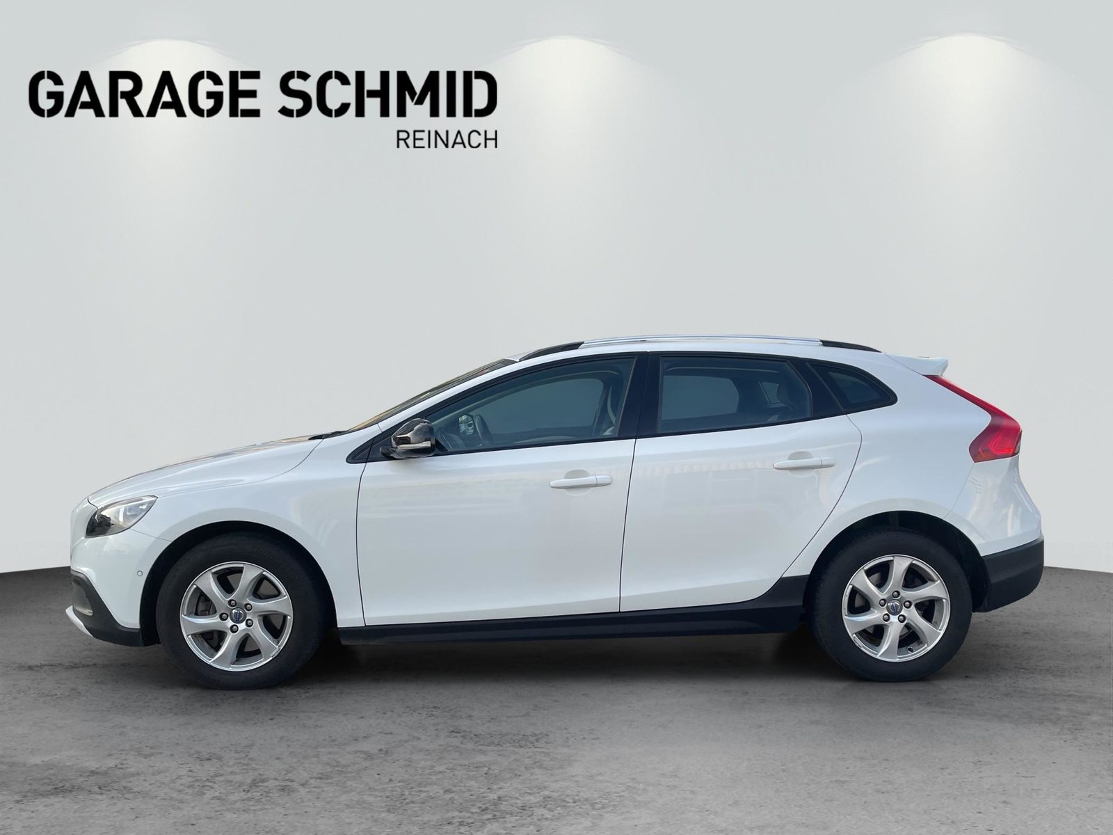 VOLVO V40 CC 2.5 T5 Momentum AWD S/S, Petrol, Second hand / Used, Automatic - 4