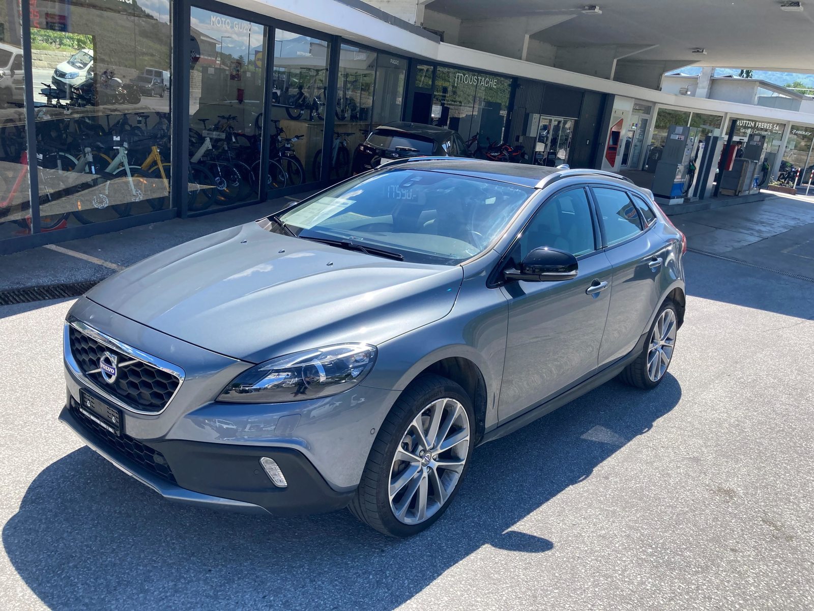 VOLVO V40 CC 2.0 T5 Summum AWD S/S, Essence, Occasion / Utilisé, Automatique - 2