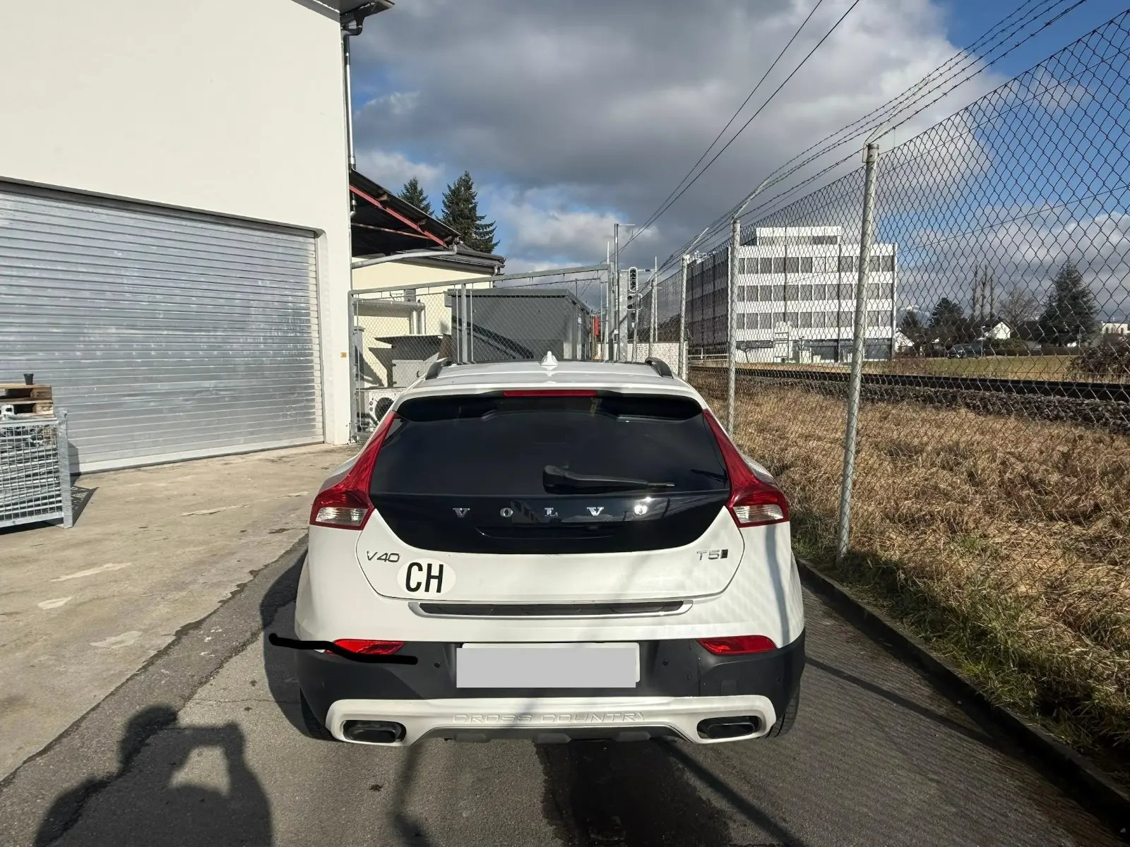 VOLVO V40 CC 2.0 T5 Pro AWD S/S, Benzina, Occasioni / Usate, Automatico - 2