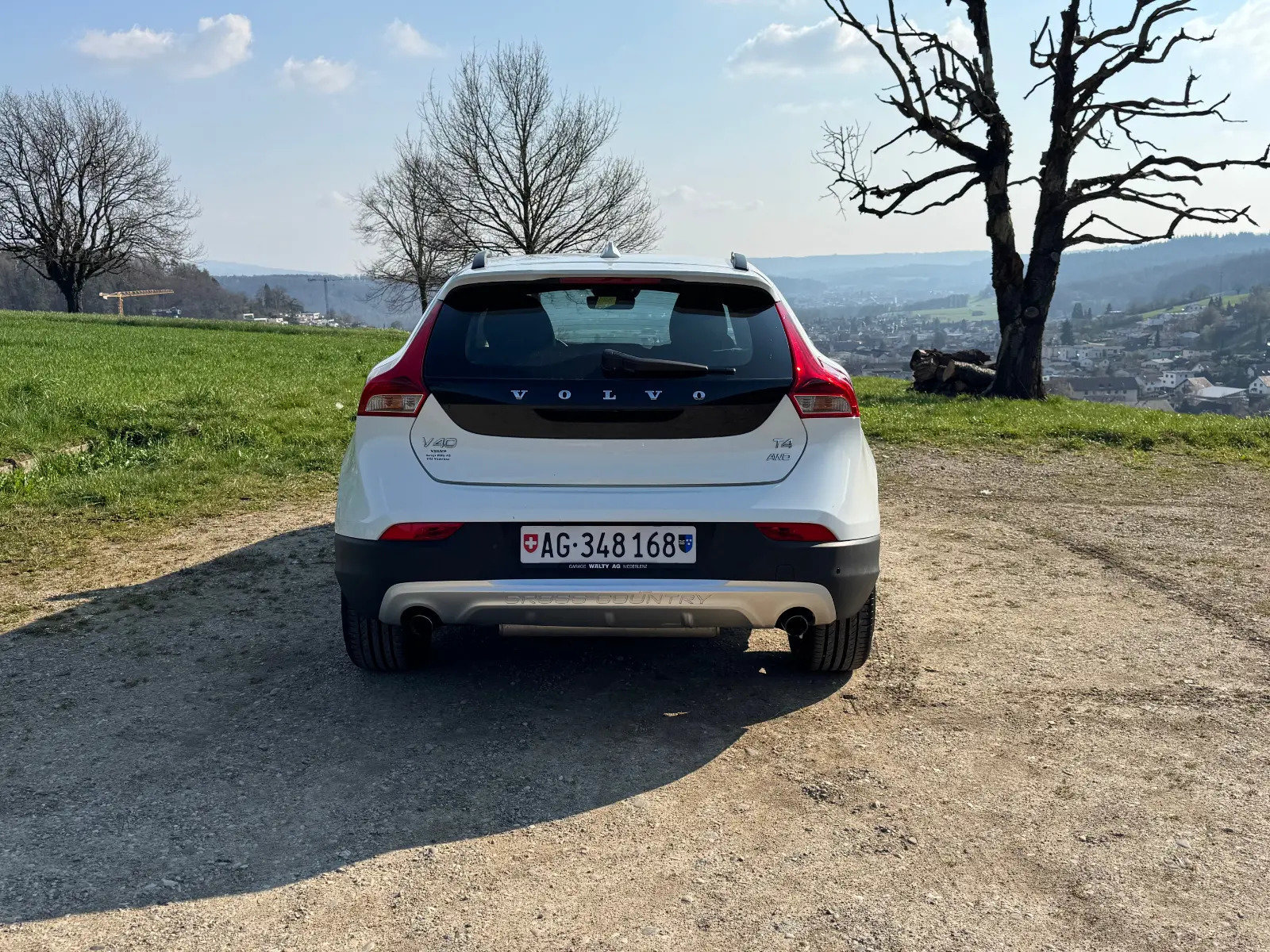 VOLVO V40 CC 2.0 T4 Momentum AWD S/S, Essence, Occasion / Utilisé, Automatique - 4