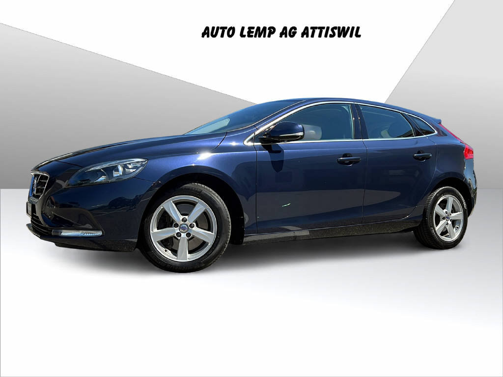 VOLVO V40 2.0 D3 Momentum S/S