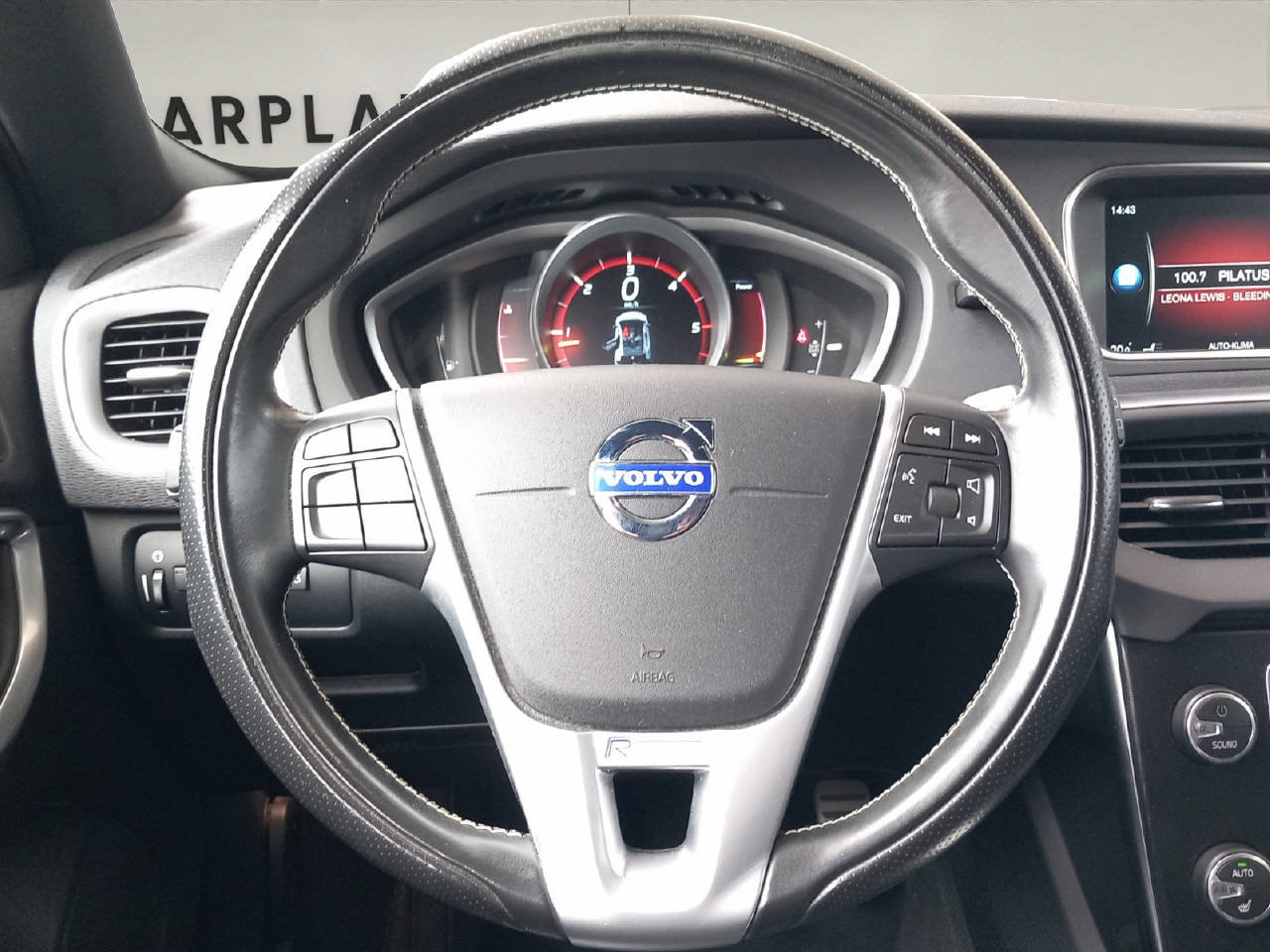 VOLVO V40 2.0 D3 Momentum S/S, Diesel, Occasion / Gebraucht, Handschaltung - 6