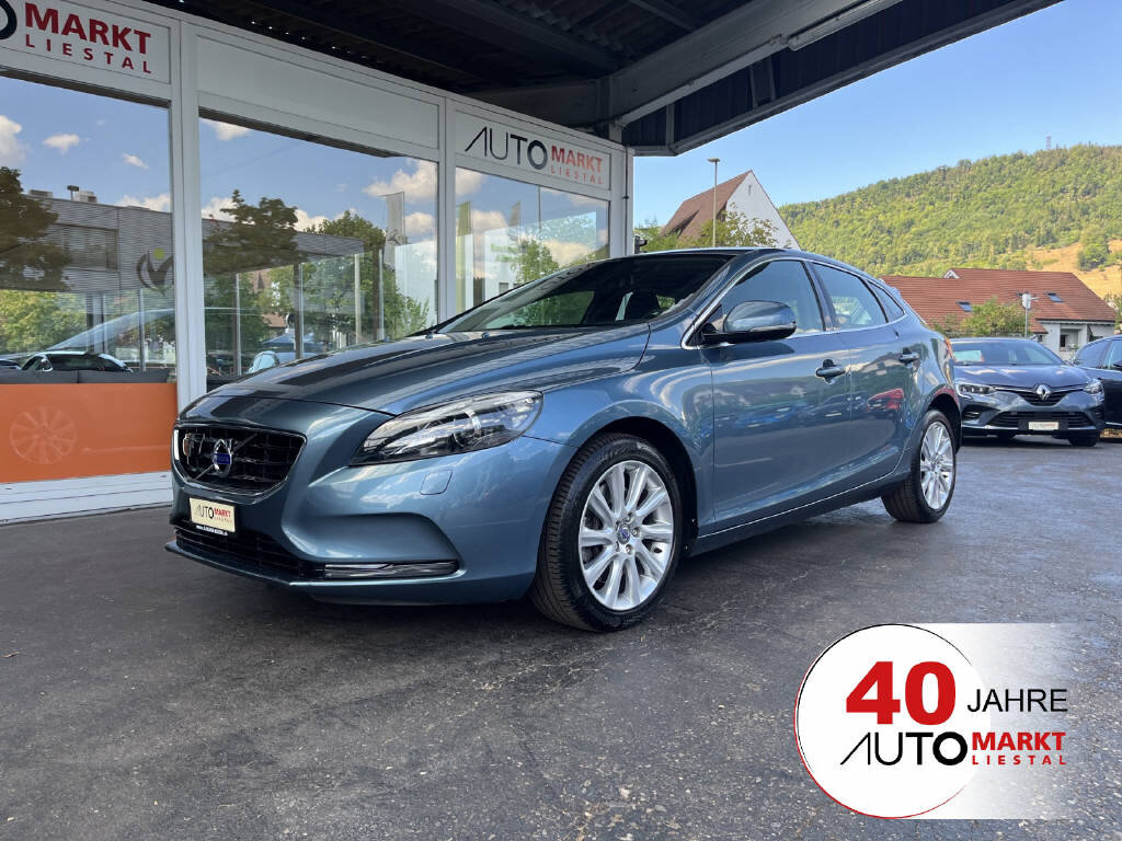 VOLVO V40 2.0 D3 Summum S/S