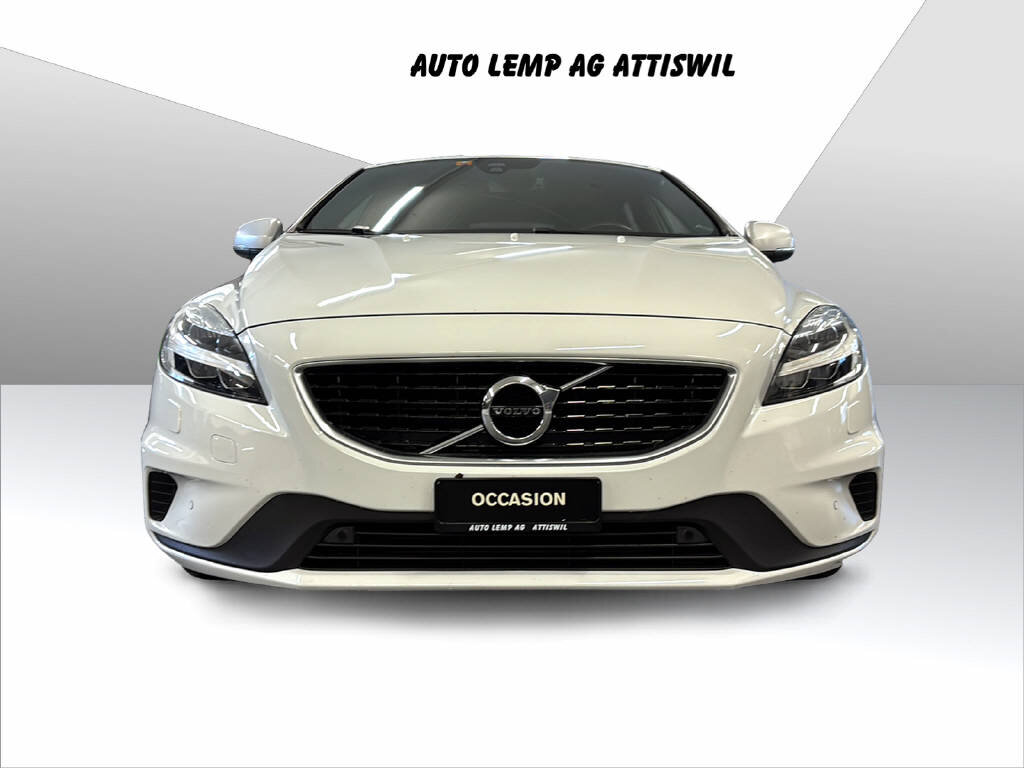 VOLVO V40 1.5 T2 R-Design S/S, Benzin, Occasion / Gebraucht, Automatik - 2