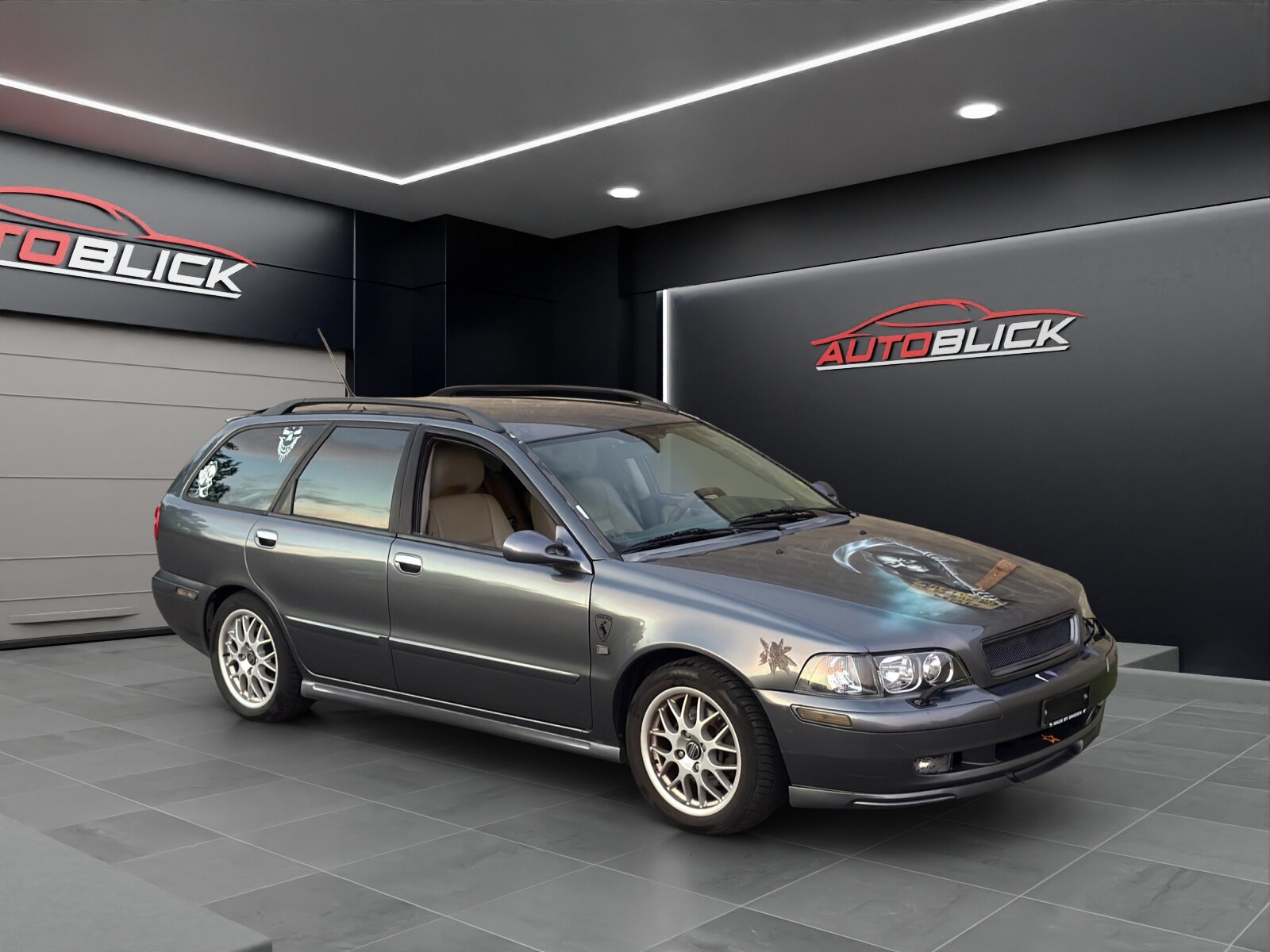 VOLVO V40 T4 Special/Dynamic Edition, Benzin, Occasion / Gebraucht, Handschaltung - 3