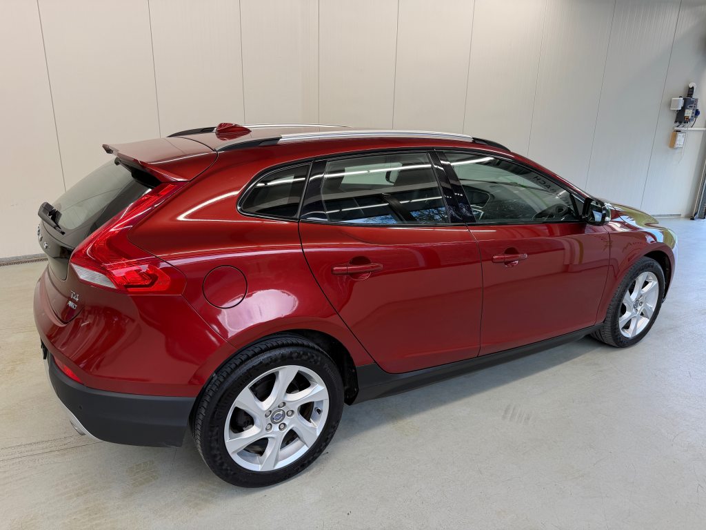 VOLVO V40 2.0 T4 Summum AWD S/S, Benzina, Occasioni / Usate, Automatico - 3