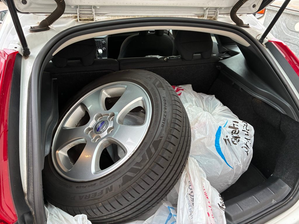VOLVO V40 2.0 D3 Summum S/S, Diesel, Occasioni / Usate, Automatico - 7