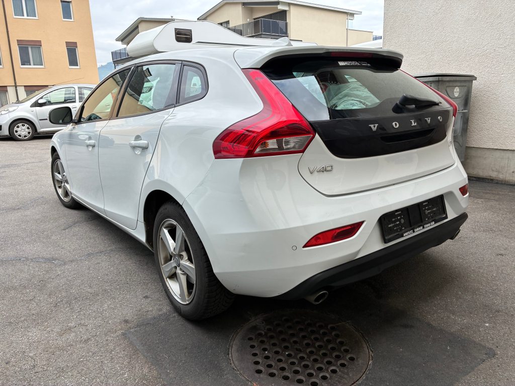 VOLVO V40 2.0 D3 Summum S/S, Diesel, Occasioni / Usate, Automatico - 4