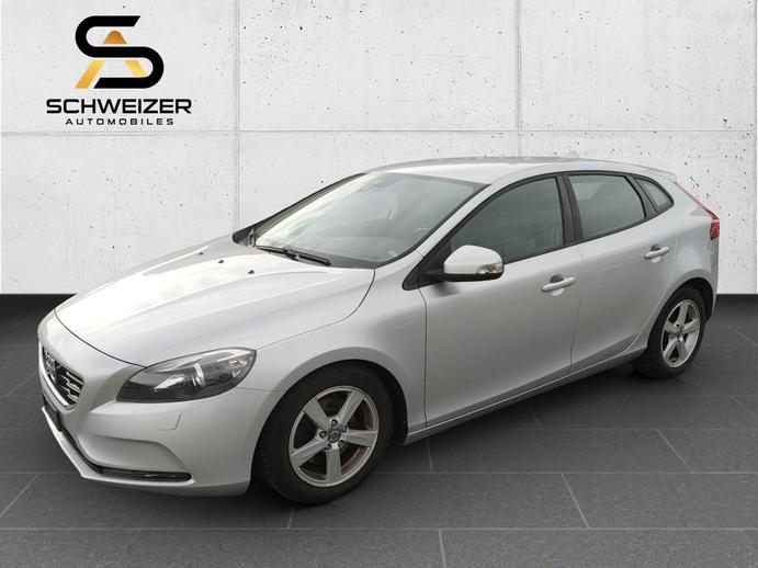 VOLVO V40 T3 Kinetic, Petrol, Second hand / Used, Manual