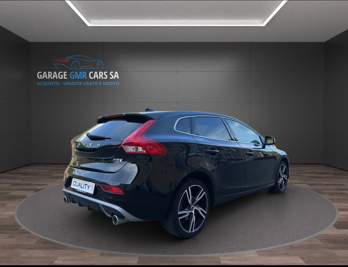 VOLVO V40 D2 Momentum R-Design, Diesel, Occasion / Utilisé, Manuelle - 3