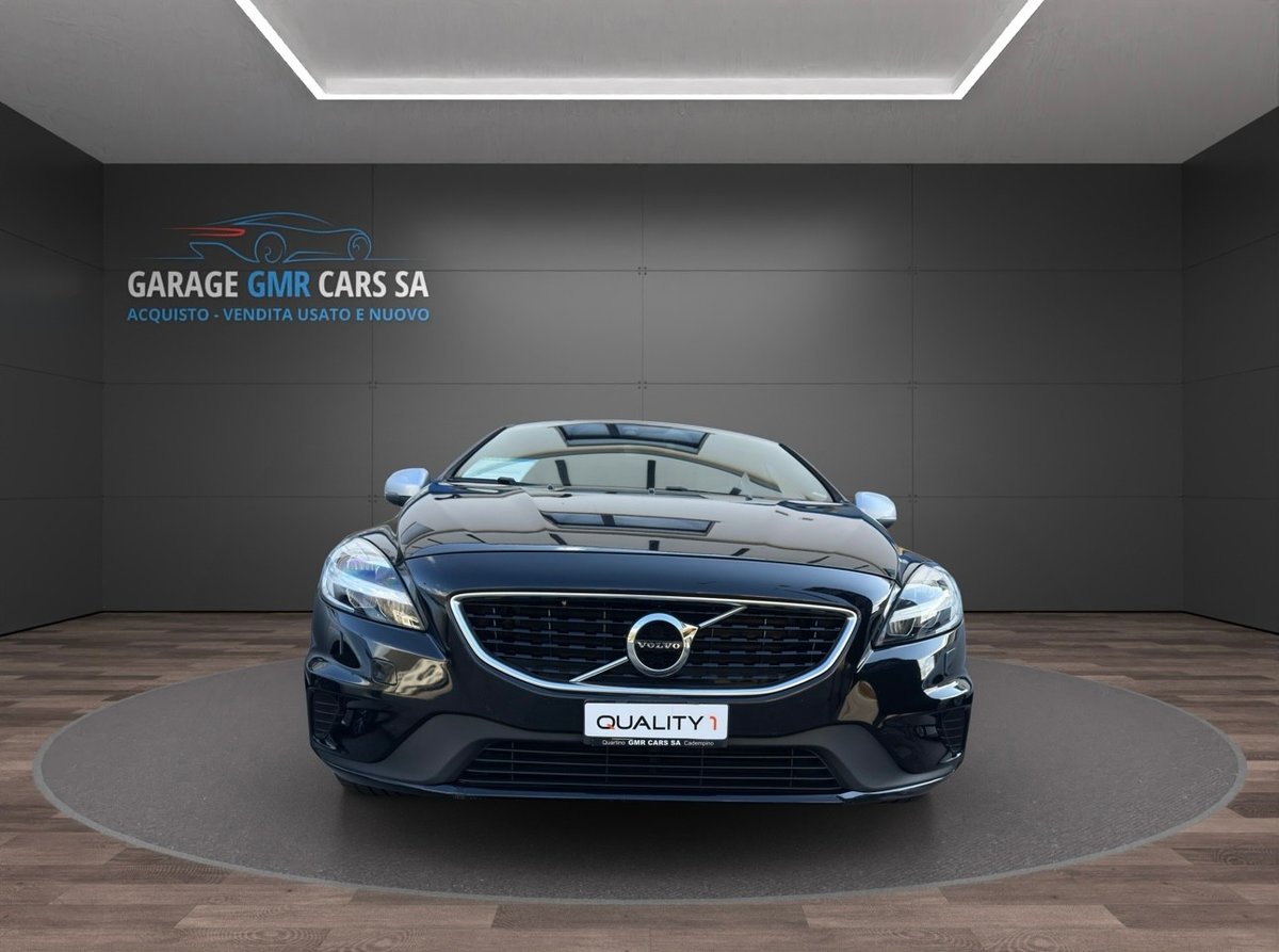 VOLVO V40 D2 Momentum R-Design, Diesel, Occasion / Utilisé, Manuelle - 5