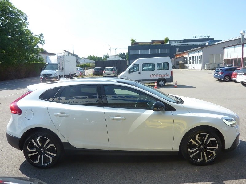VOLVO V40 Cross Country T4 AWD Summum Geartronic, Essence, Occasion / Utilisé, Automatique - 4