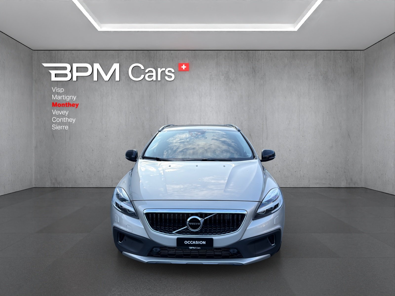 VOLVO V40 Cross Country T4 AWD Summum Geartronic, Benzin, Occasion / Gebraucht, Automat - 2