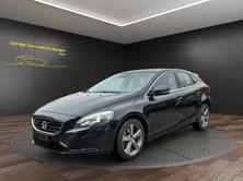 VOLVO V40 D3 Kinetic R-Design Geartronic, Diesel, Occasion / Utilisé, Automatique - 2